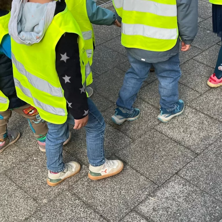 Instagram post from zaubersterne.nrw. This post is in position 2.