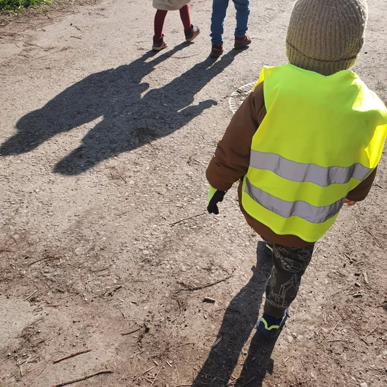 Instagram post from zaubersterne.nrw. This post is in position 2.