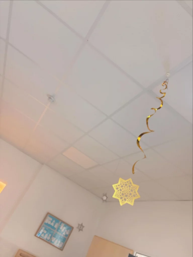 Instagram post from zaubersterne.nrw. This post is in position 6.